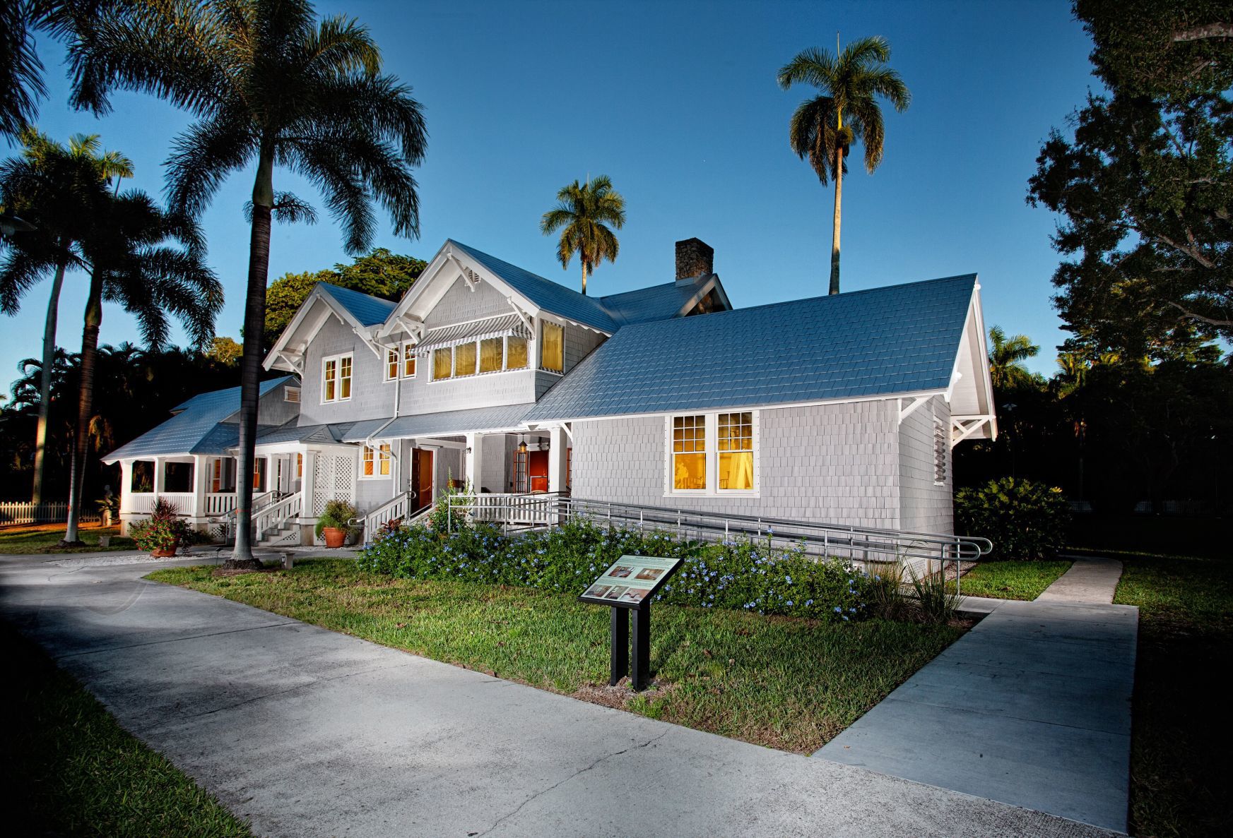 The Mangoes (Ford House).JPG